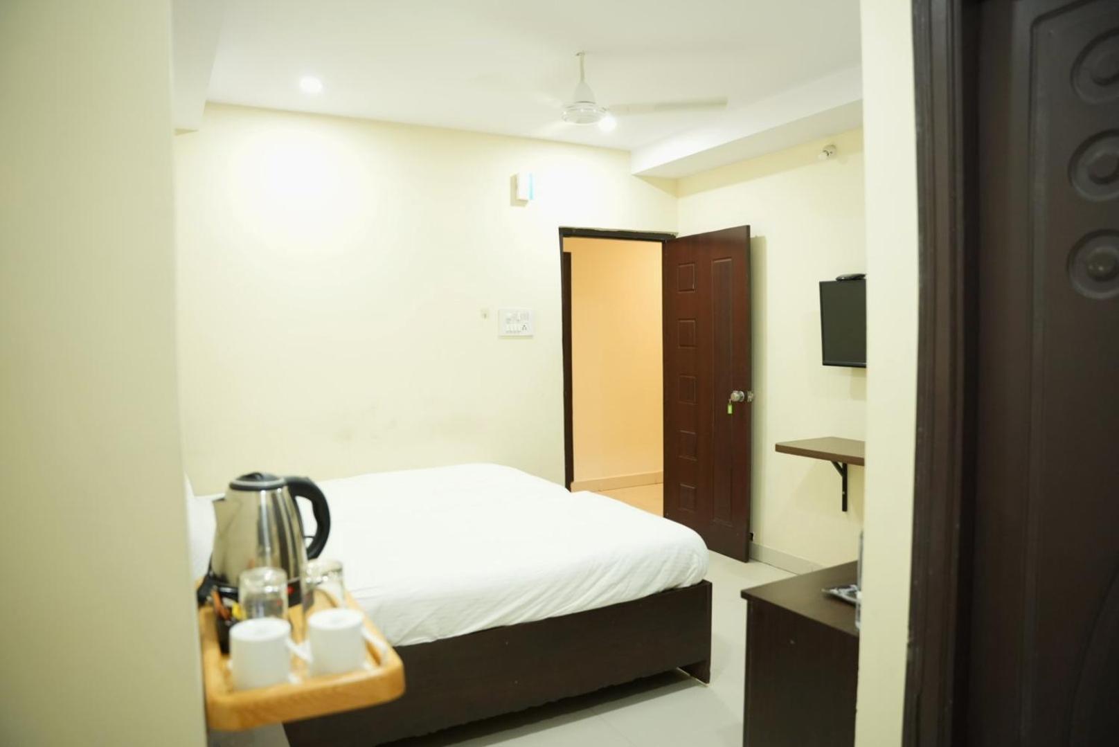 Da Lara Suites Kondapur  Экстерьер фото